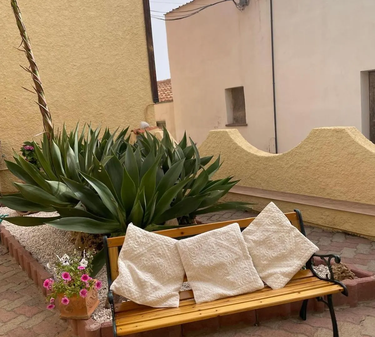 Casa Euphorbia Villa Portoscuso 0*,